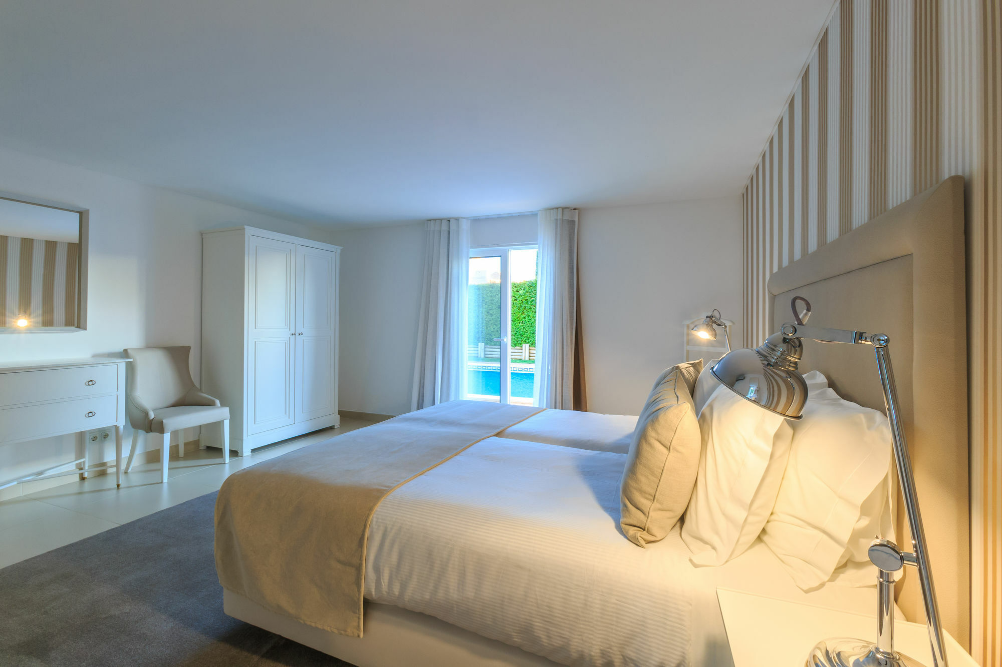 The Crest Hotell Almancil Exteriör bild